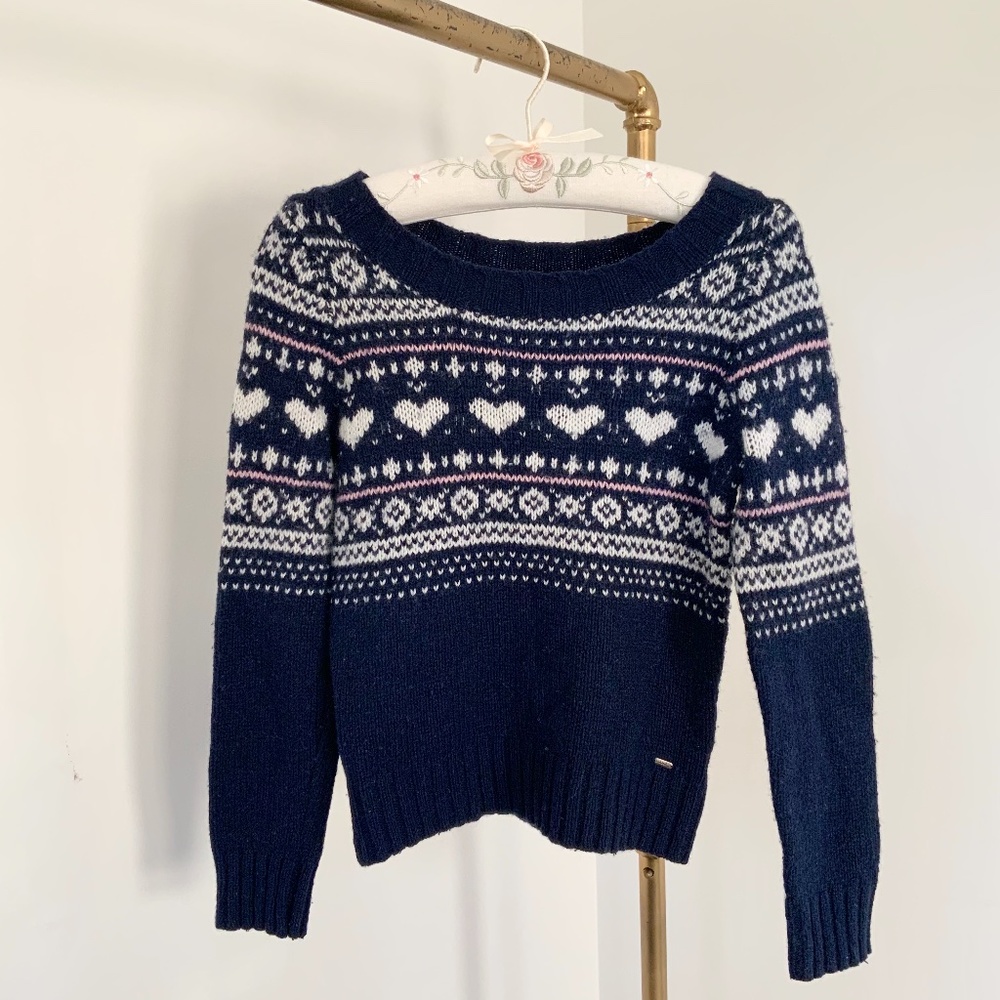 Long sleeve sweater